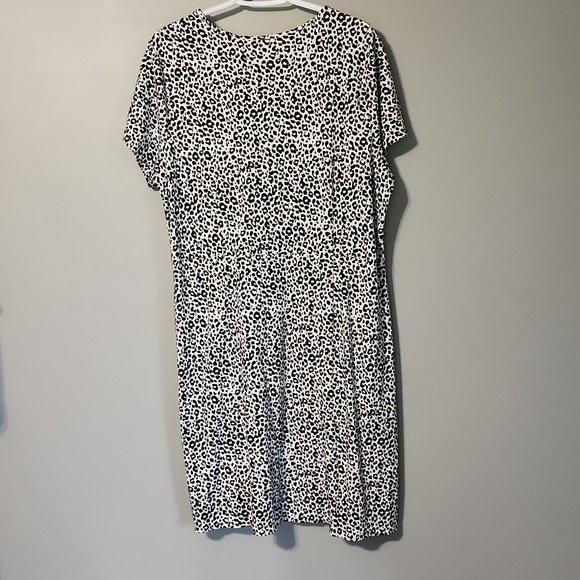 Old navy dress - Picture 4 of 4